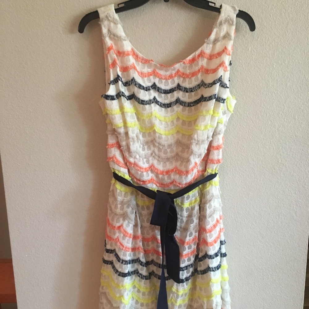 Trina Turk size 14 scalloped dress